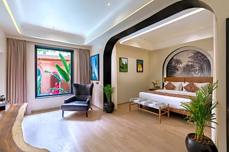 Junior Suite with Bathtub