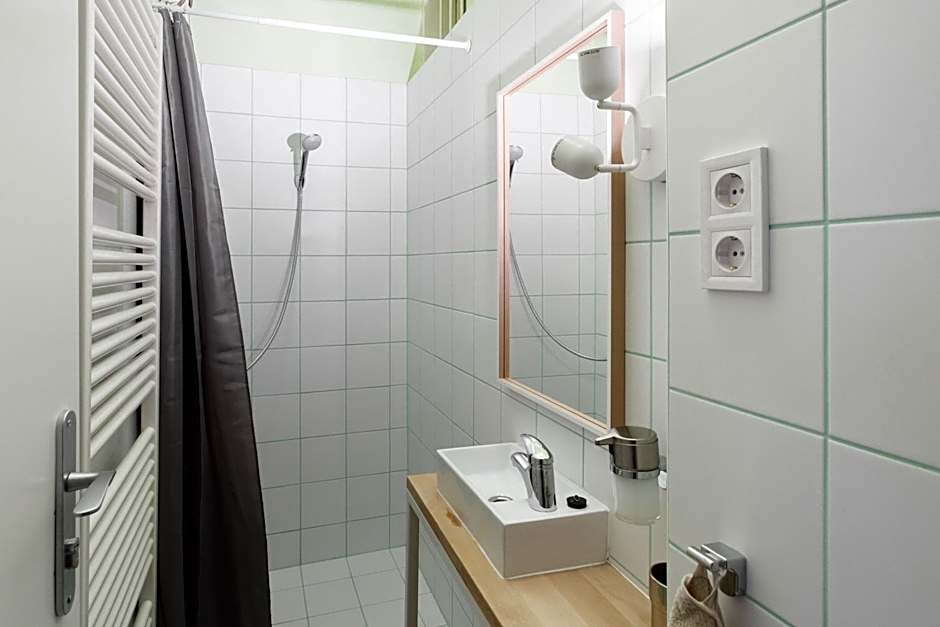 Avenue Hostel