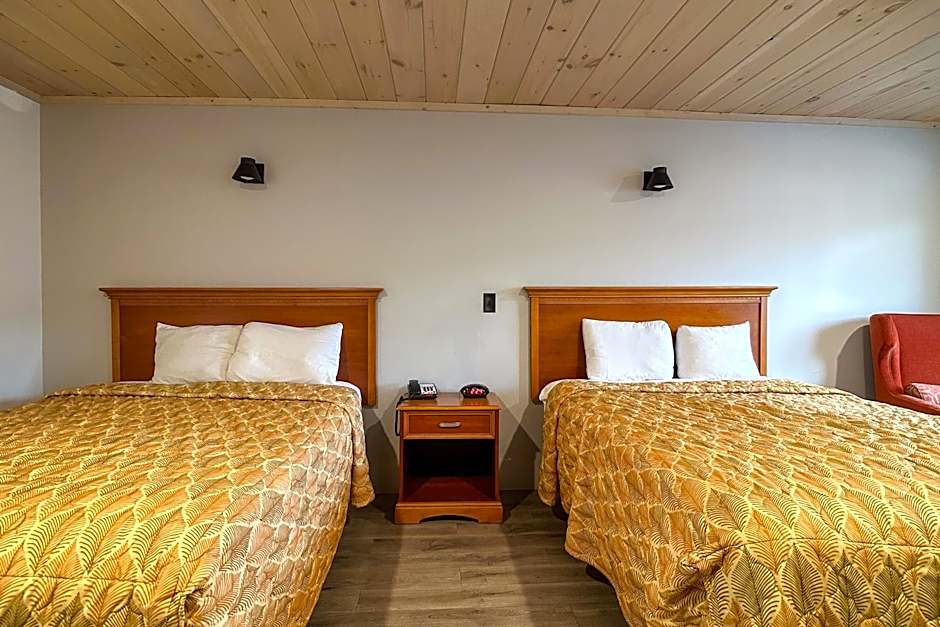 Tennessee Mountain Lodge Riverside by OYO