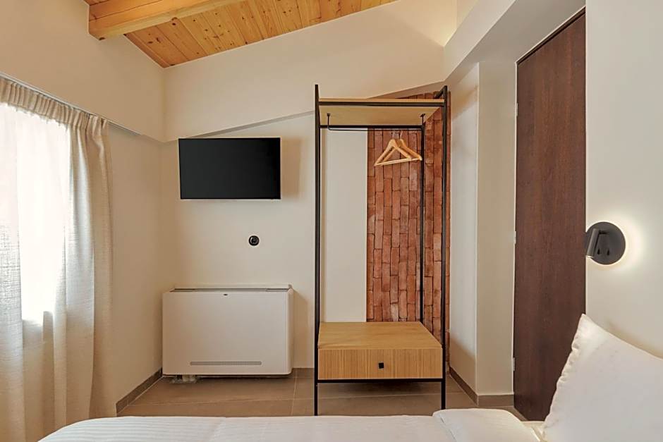 12 PYLES Living History