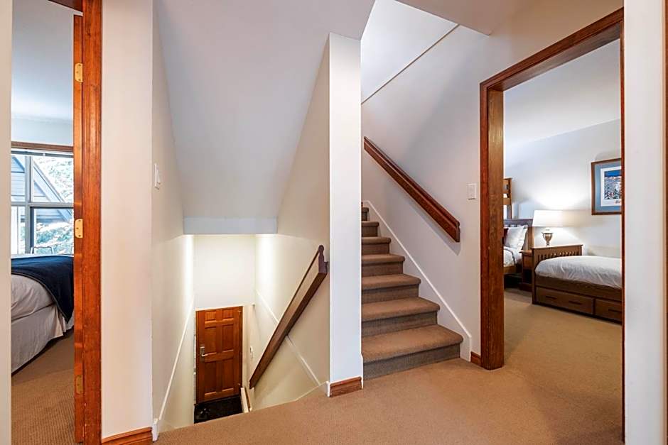 Blackcomb Greens by Outpost Whistler