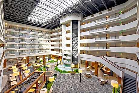 DoubleTree by Hilton Davenport