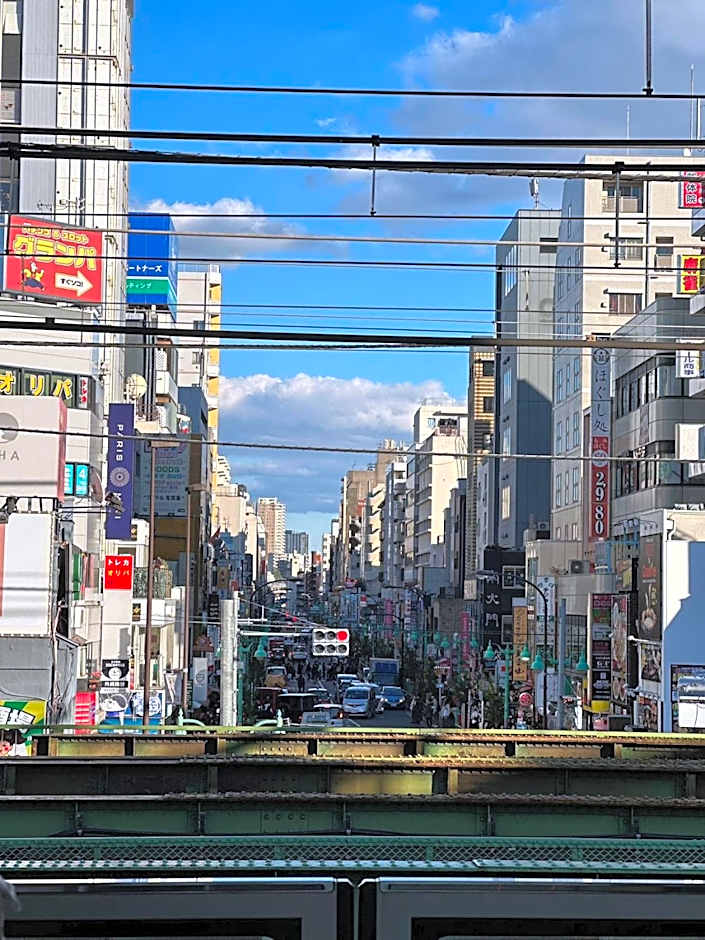 Shinokubo guest house , near shinjuku 100 square meters, 4 bedrooms, 1 living room 1kitchen 2toilet 1bathroom washmachine