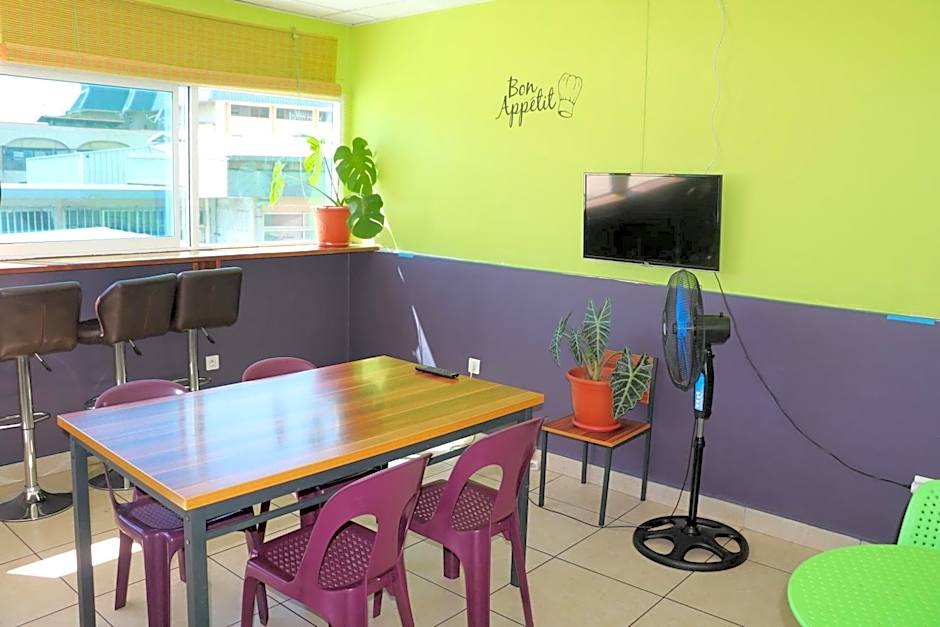 Mahana Lodge Hostel & Backpacker