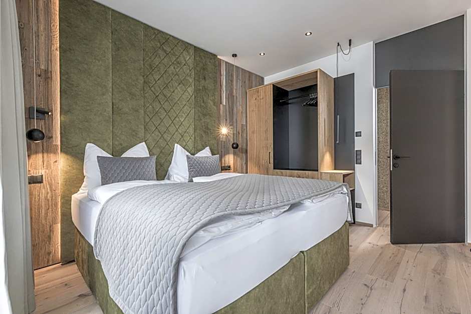 Perfect Lodgings Panorama