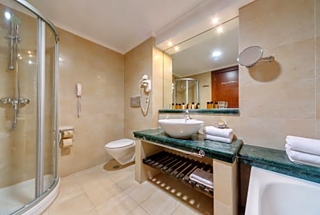 DOUBLE ROOM WITH GARDEN VIEW