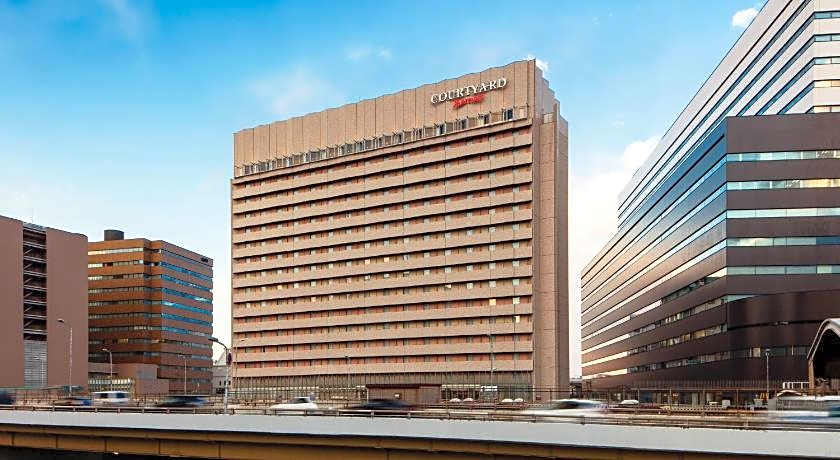 Courtyard by Marriott Shin-Osaka Station