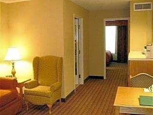 Country Inn & Suites by Radisson, Williamsburg Historic Area, VA