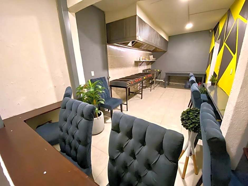 ROOMIES HOSTEL Parque México