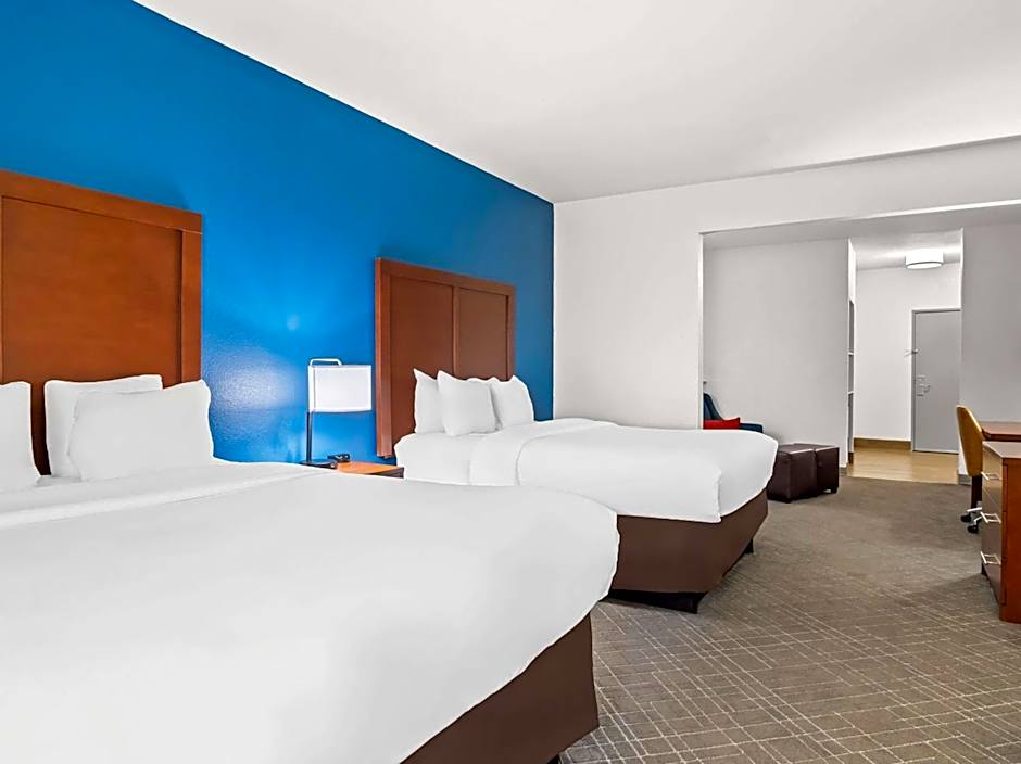 Comfort Suites Lindale - Tyler North