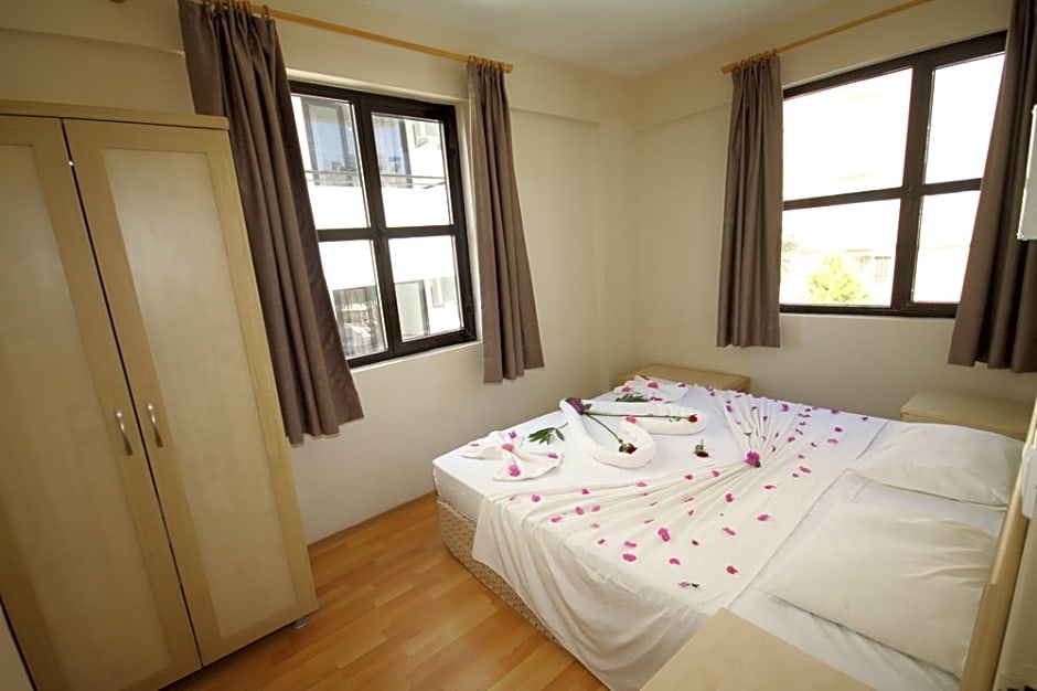 Tuntas Suites Altinkum