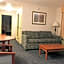 Days Inn & Suites by Wyndham Niagara Falls Centre St. By the Falls