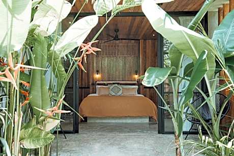 Surfing Temple Hotel Boutique