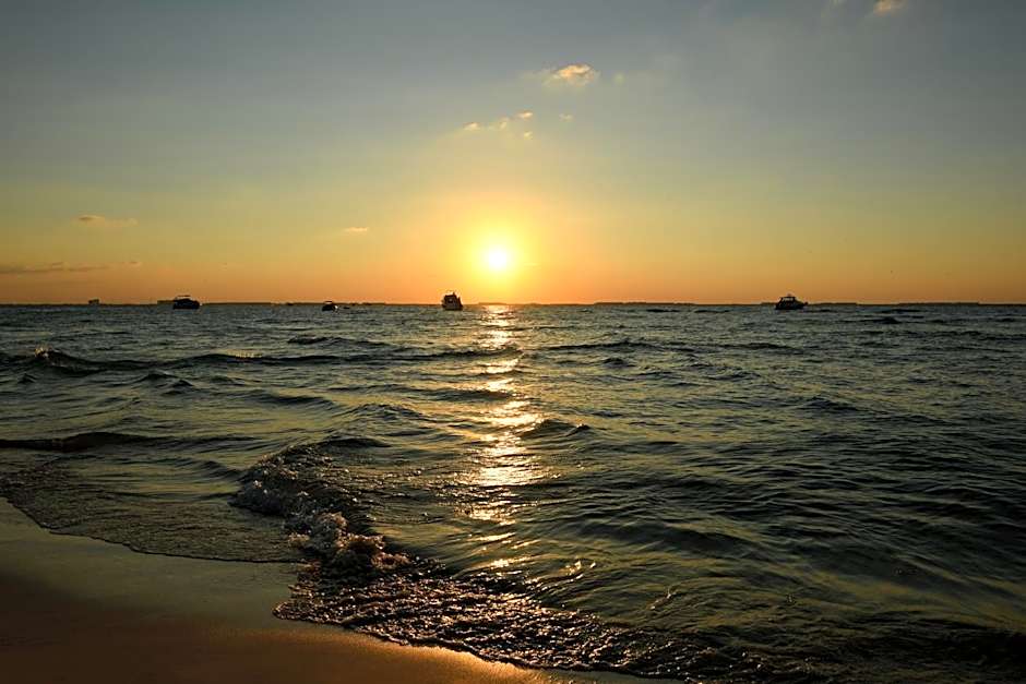 Casa del Jaguar Beach Hotel