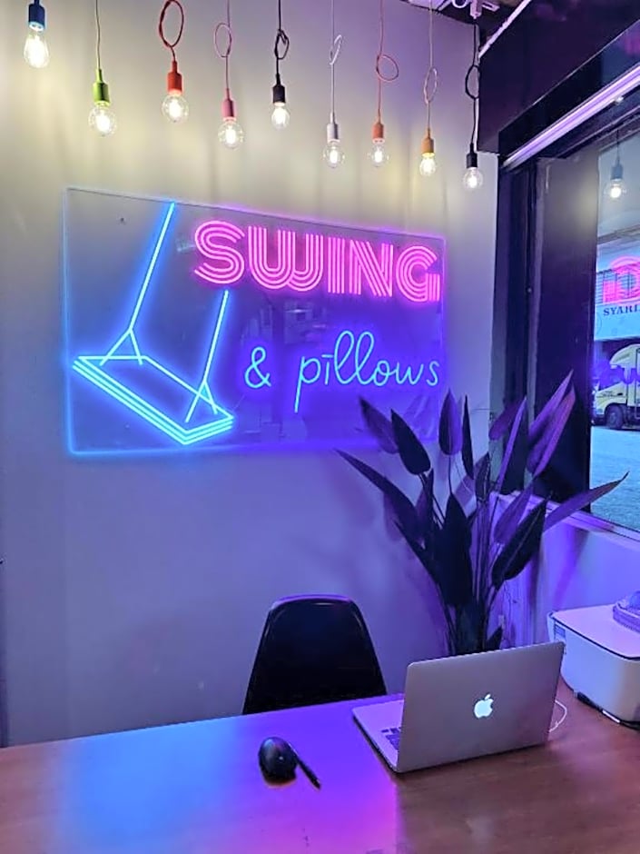 Swing & Pillows @ Beach Street