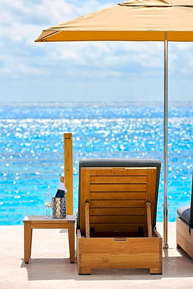 The Loren at Pink Beach