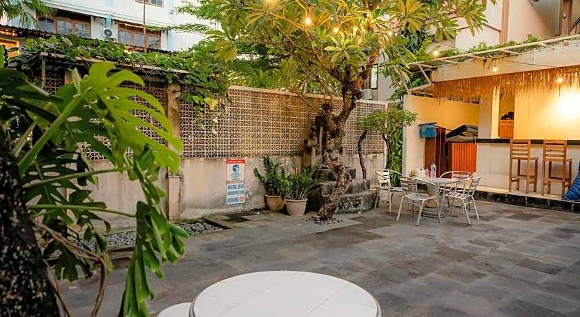 Hotel Palm Garden Kuta