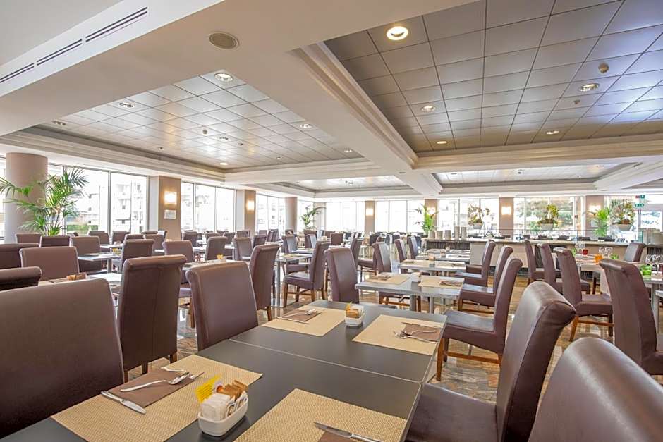 Montresor Hotel Tower