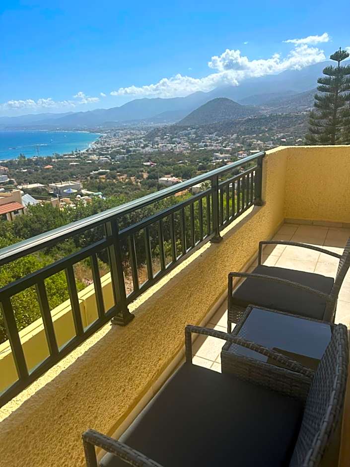 Blue Horizon Apartments