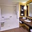 Holiday Inn Express & Suites Timmins by IHG