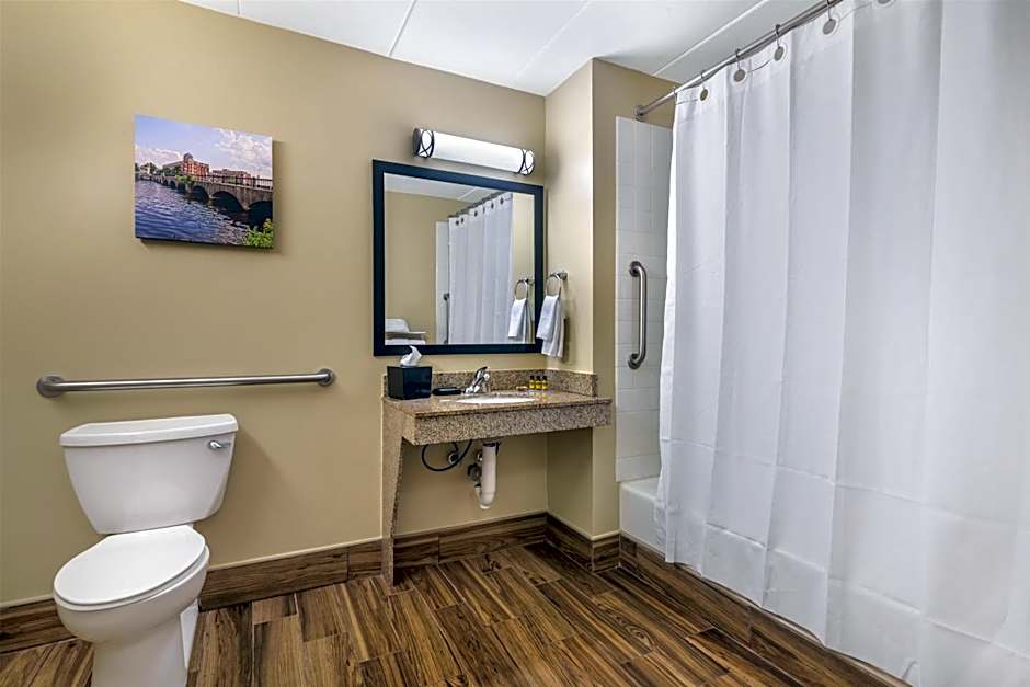 Best Western Plus Waltham Boston