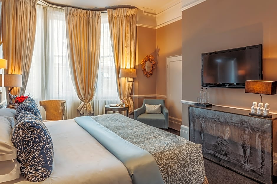 No.11 Cadogan Gardens