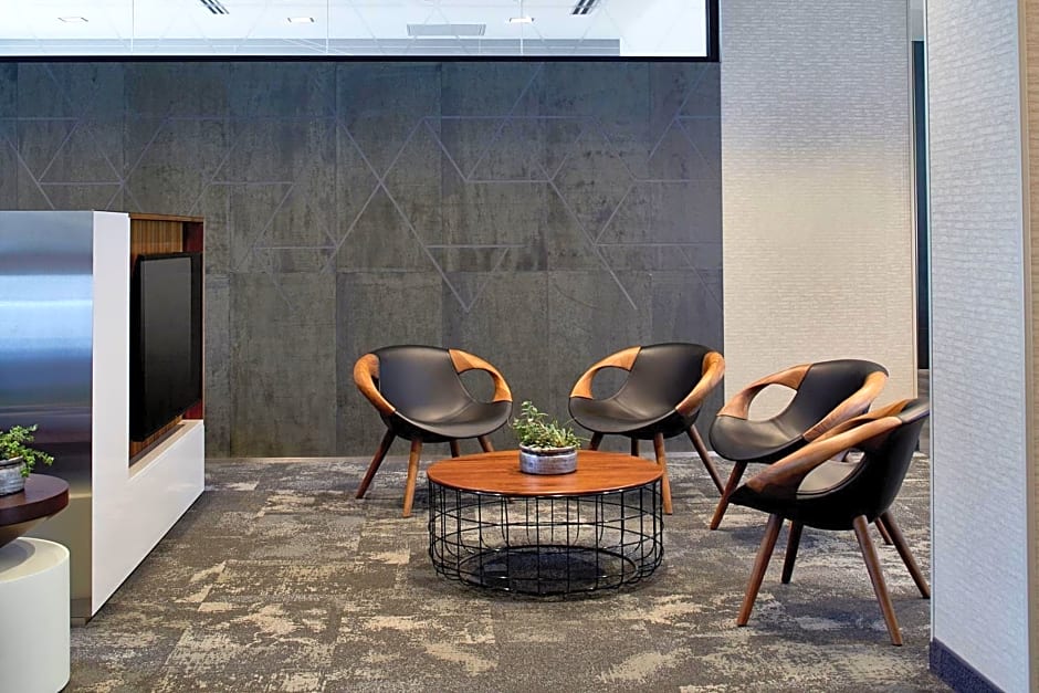 Courtyard by Marriott Minneapolis West