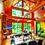 Phoenix Chalets by HHG