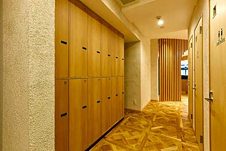 Bed in 12-Bed Mixed Dormitory Room