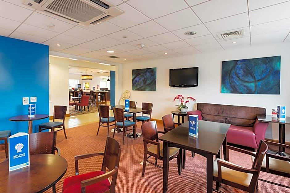 Holiday Inn Express Braintree By IHG