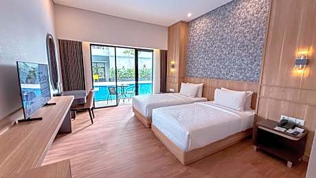 Double or Twin Room with Swimming Pool Access
