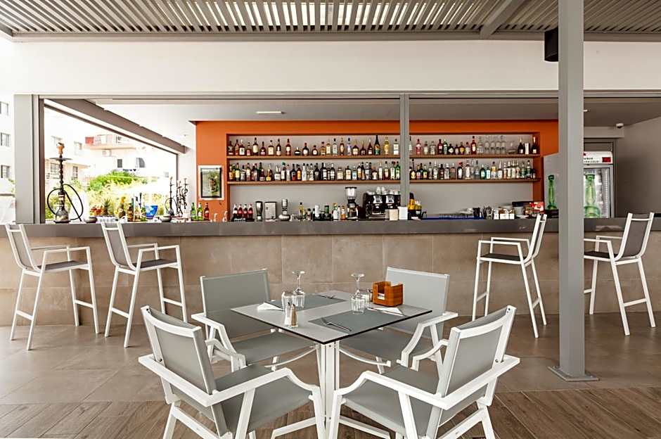 Blue Lagoon City Hotel