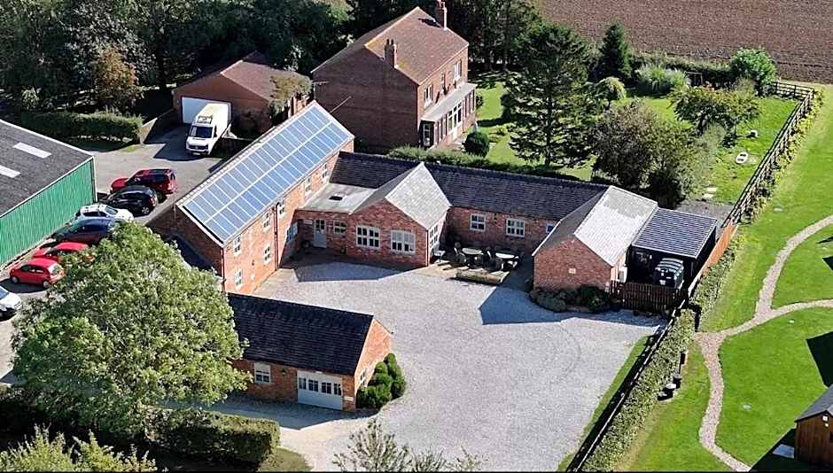 Wold Escapes, Highfield Farm