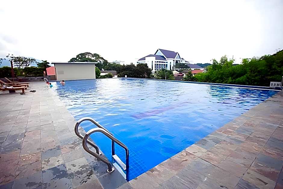 Kinta Riverfront Hotel & Suites