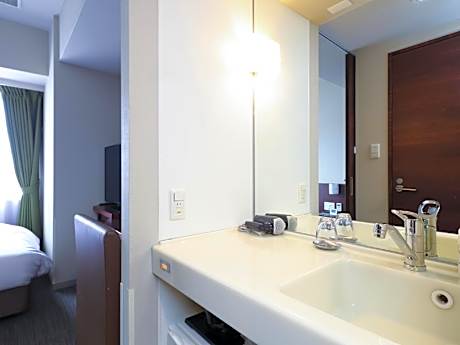 Standard Double Room - Non-Smoking