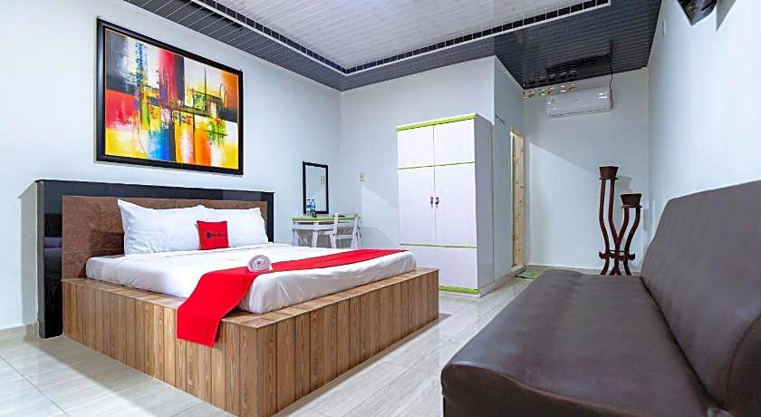 RedDoorz near Universitas Simalungun Pematangsiant