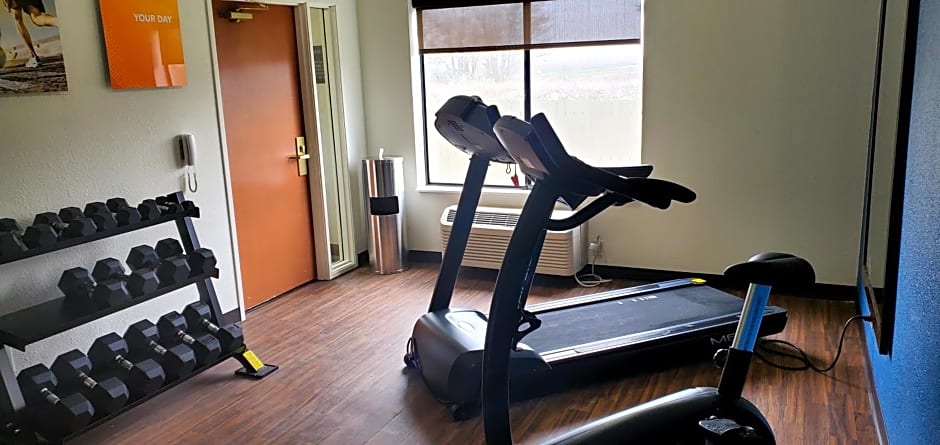 Comfort Inn & Suites Decatur-Forsyth