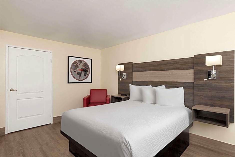 Ramada by Wyndham Kingman