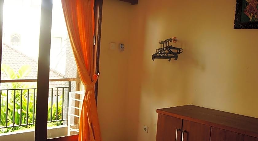 Waringin Home Stay