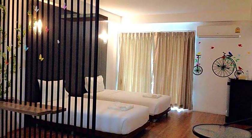 The Pride Hotel At Laemsing