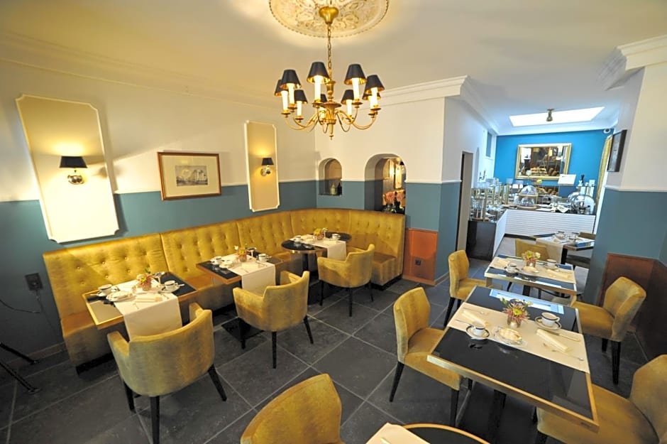 Hotel Rheinischer Hof