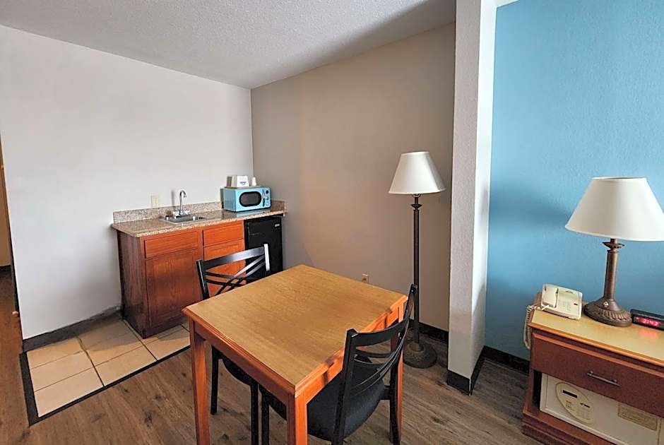 Days Inn & Suites by Wyndham Thibodaux