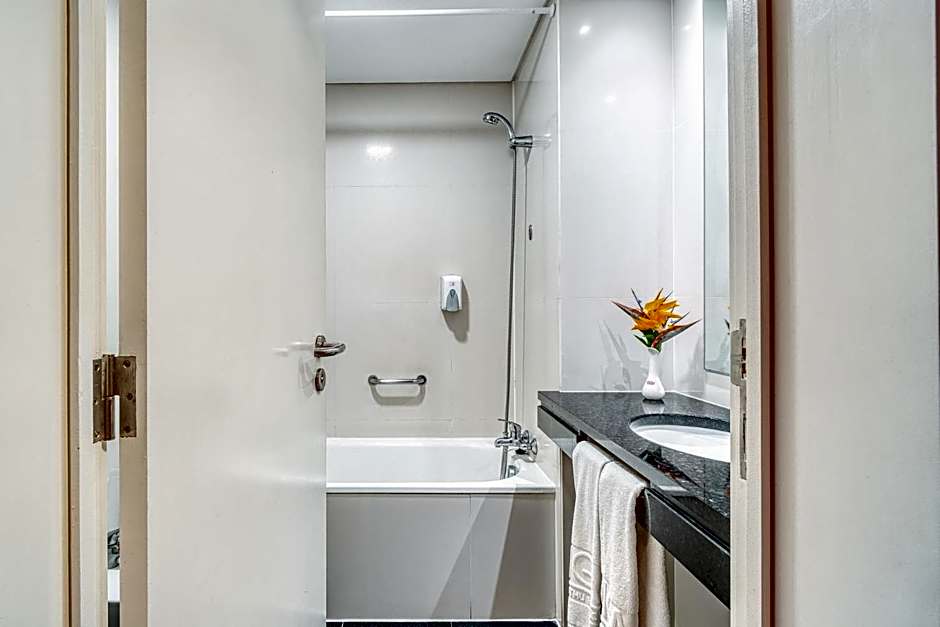 Muthu Raga Madeira Hotel