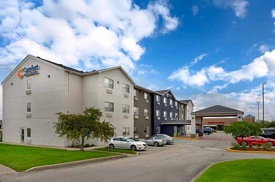 Comfort Inn & Suites North Greenfield