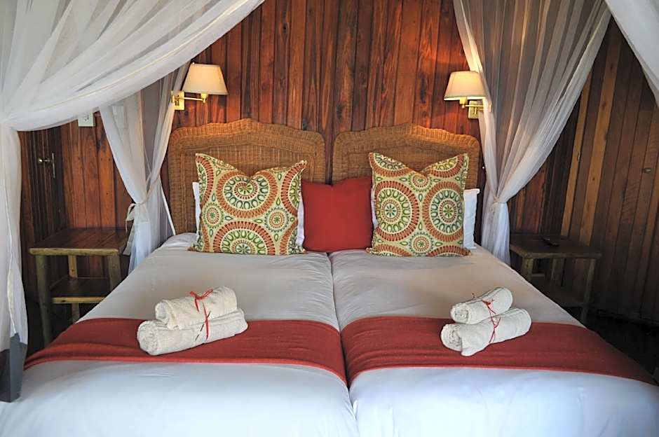 Shayamoya Tiger Fishing And Game Lodge
