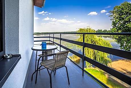 Double Room with Lake View