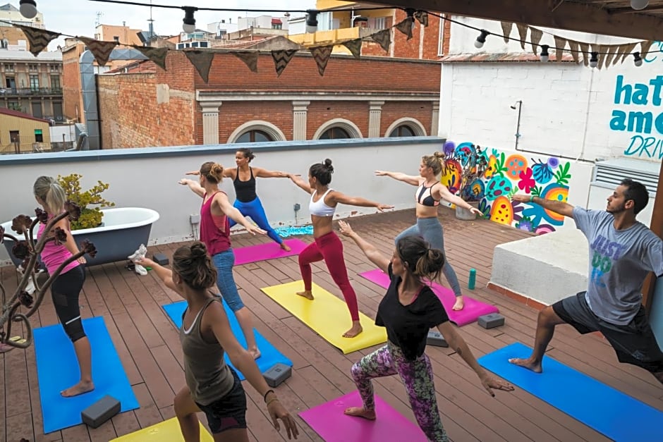 Sant Jordi Hostels Gracia