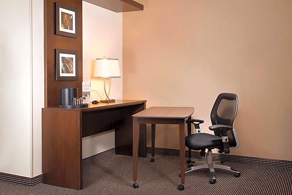 Courtyard by Marriott Montreal Downtown