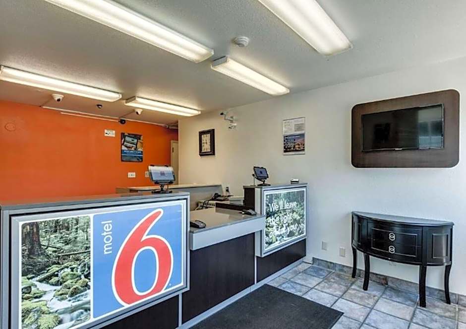Motel 6-Spokane, WA - West