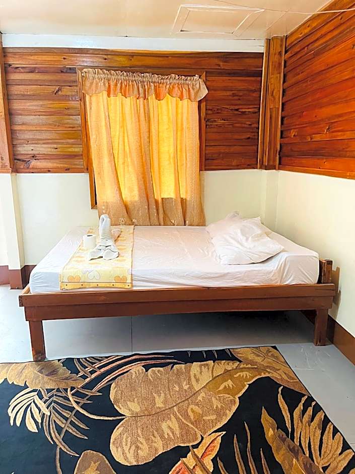 D' Angels Inn, Port Barton